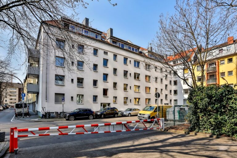2 Zimmer Wohnung in Köln-Neuehrenfeld