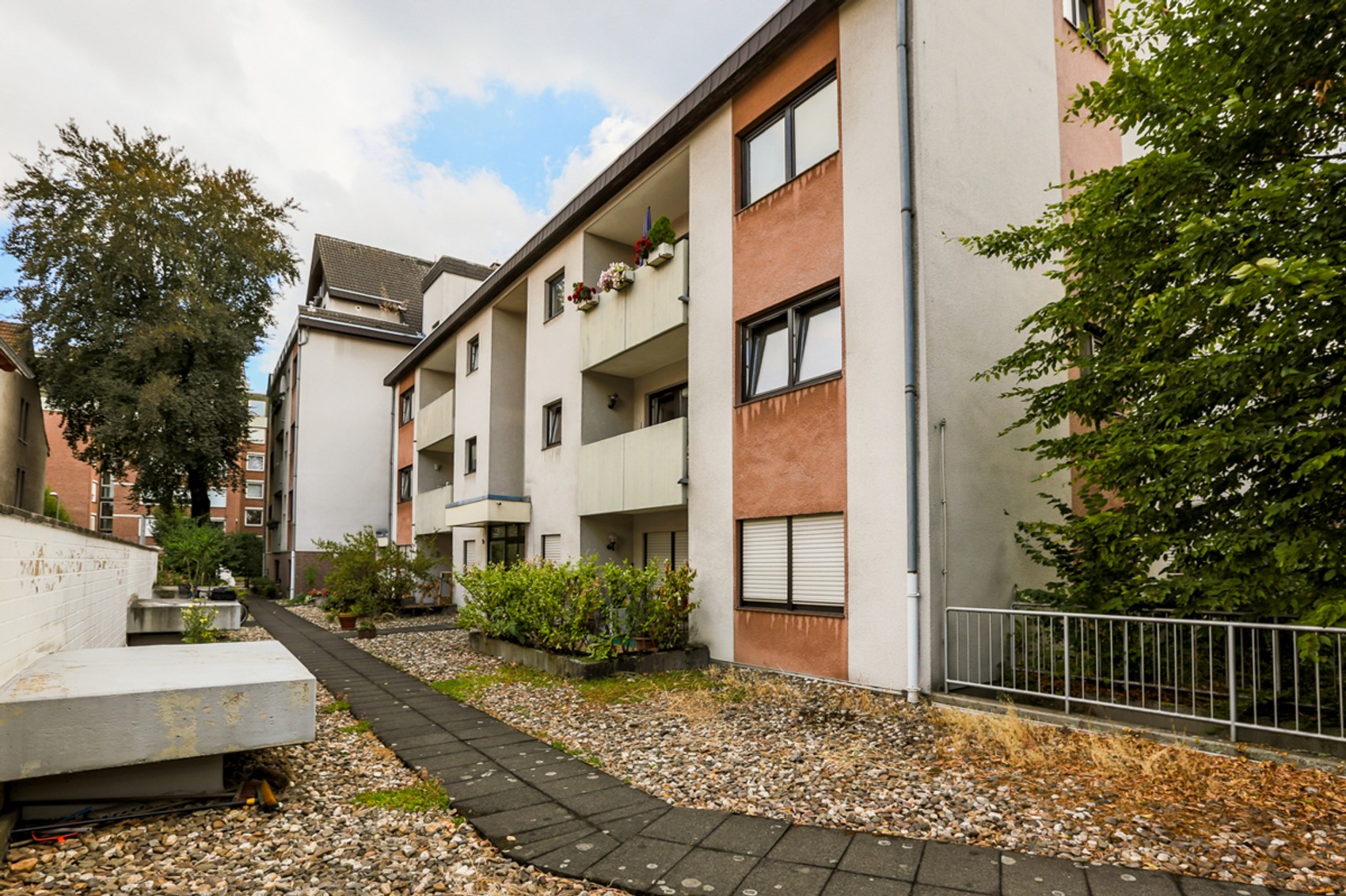 2 Zimmer Wohnung in Köln-Niehl