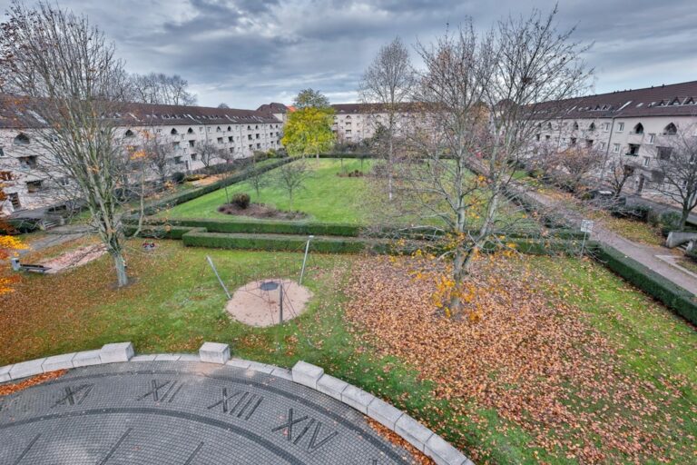 3 Zimmer Wohnung in Köln-Mauenheim - Grüner Hof