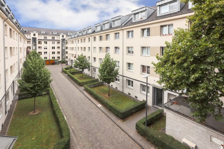3 Zimmer Wohnung mit Balkon im Kölner Severinsviertel