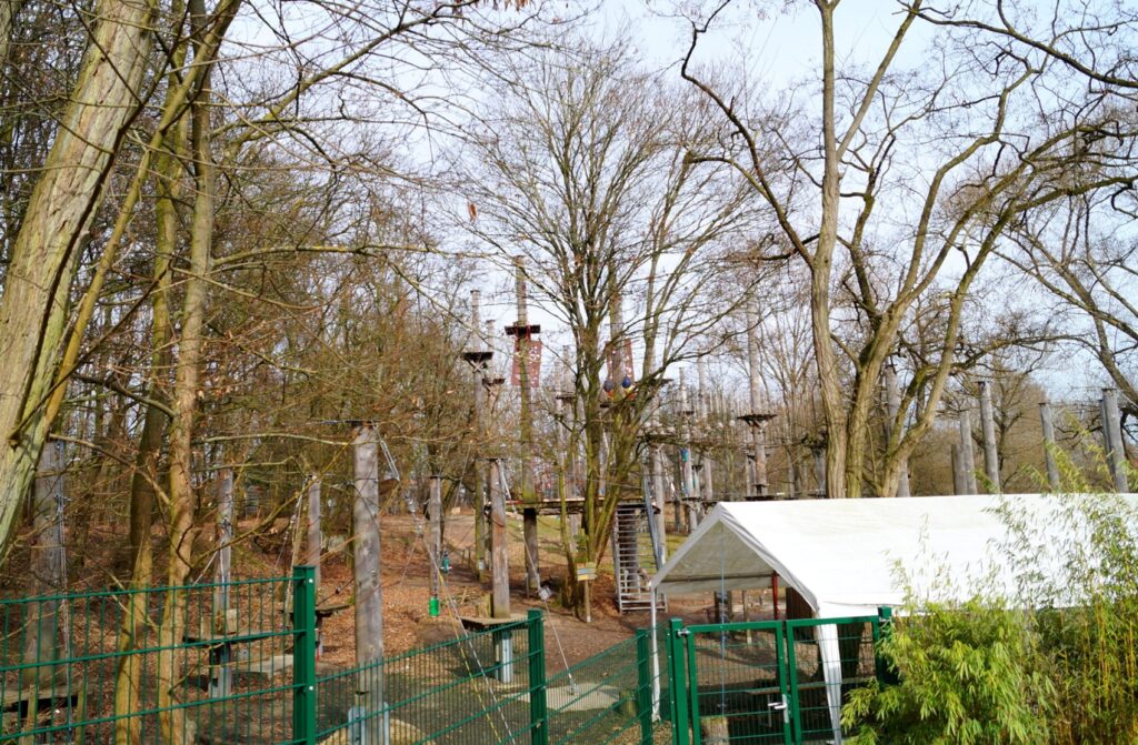 Zwischen Köln Seeberg und Fühlingen gelegen, müsste eigentlich Fühlinger Seenplatte heißen, denn es handelt sich um sieben miteinander verbundene Seen.