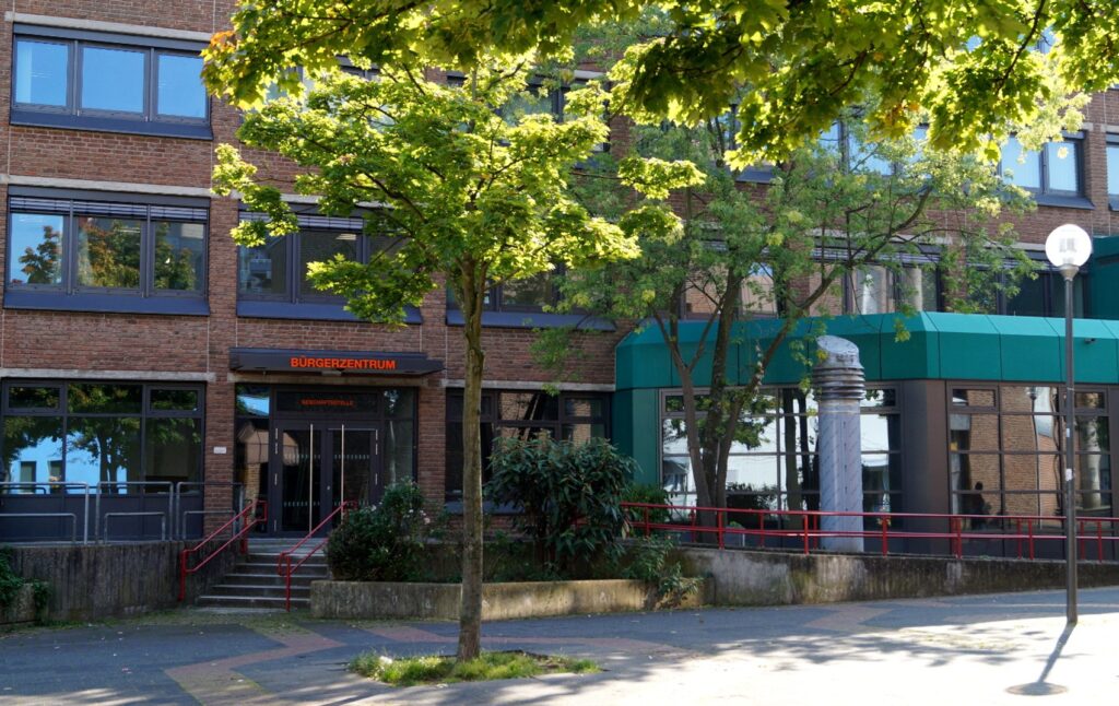 Das Bürgerzentrum Chorweiler ist seit 1981 tätig und offeriert den Bewohnern des Stadtbezirks eine Auswahl an Angeboten.