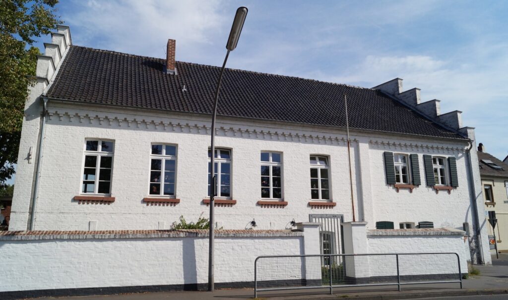 Das historische Worringen – dazu fällt Kölnern und Düsseldorfern erst einmal nur eines ein: die Schlacht von Worringen im Jahr 1288.