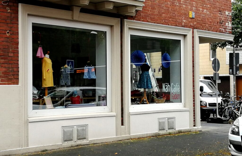 Handarbeiten ist in: vor allem Nähen, Stricken und Häkeln. Upcycling ist in aller Munde – darunter versteht man das Aufbereiten gebrauchter Gegenstände.