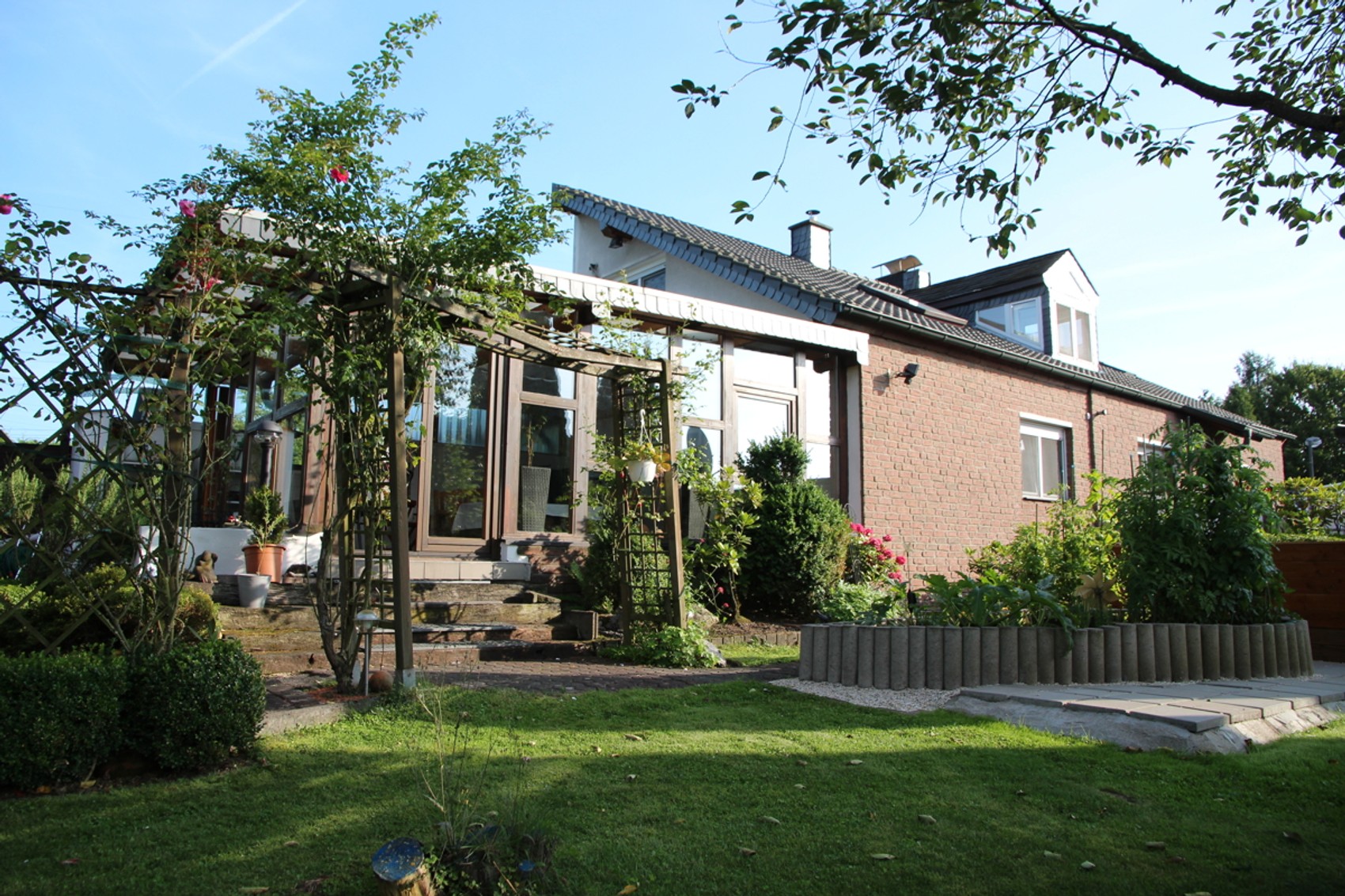 Doppelhaushälfte Köln Heimersdorf