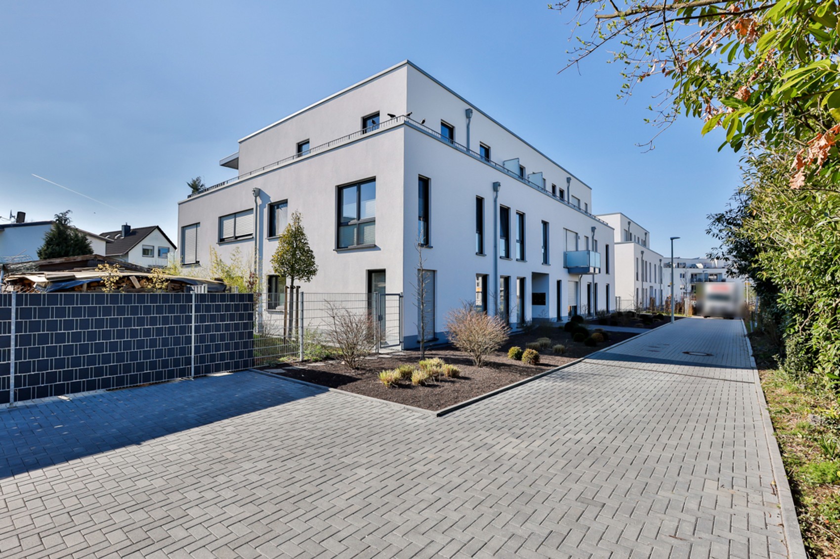 Erdgeschoss Gartenwohnung mit 4 Zimmern in Bonn-Röttgen