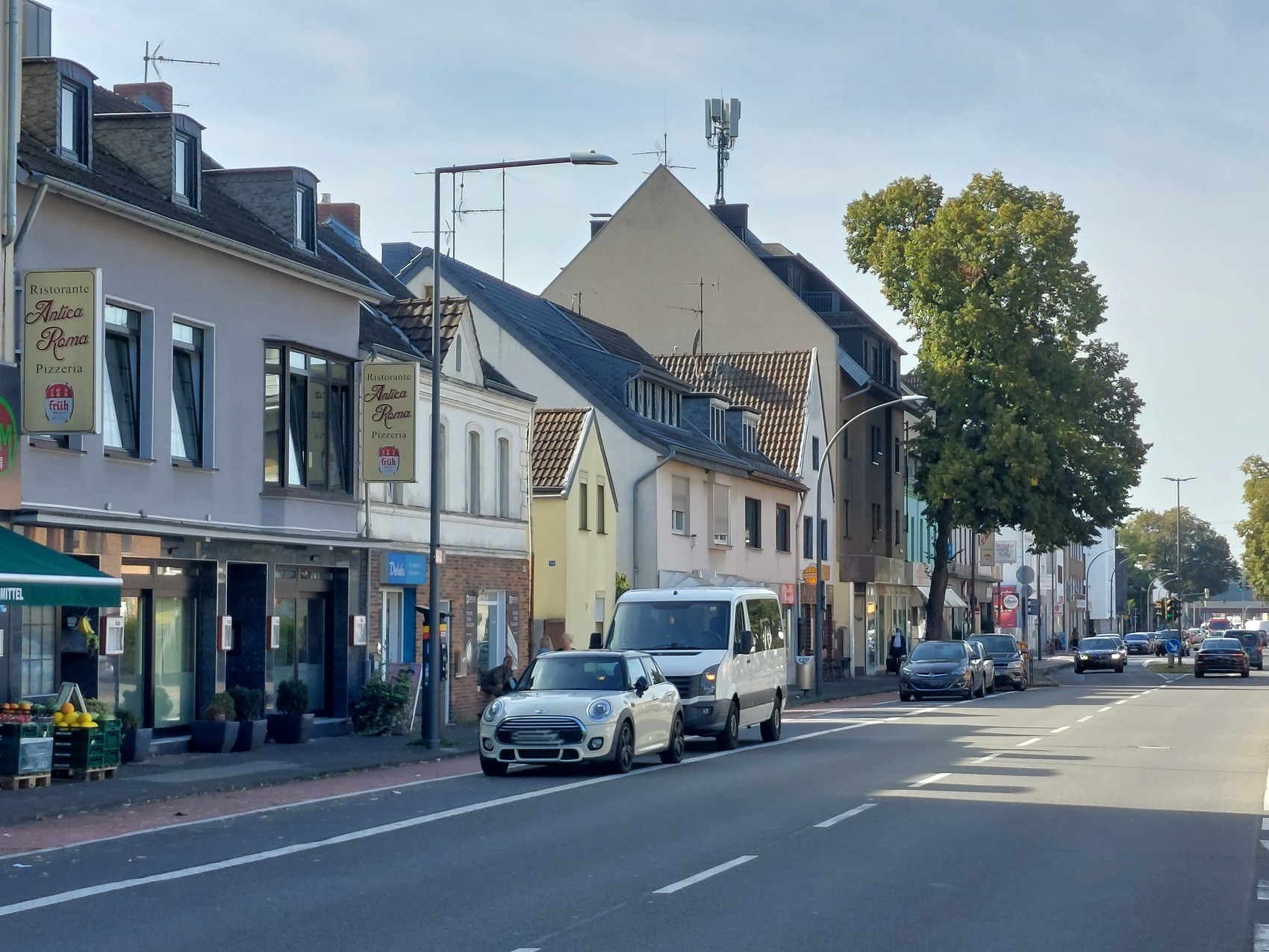 Sie suchen nach einem Immobilienmakler für Köln-Wahnheide der Ihr Haus oder Eigentumswohnung sicher und stressfrei verkaufen kann?