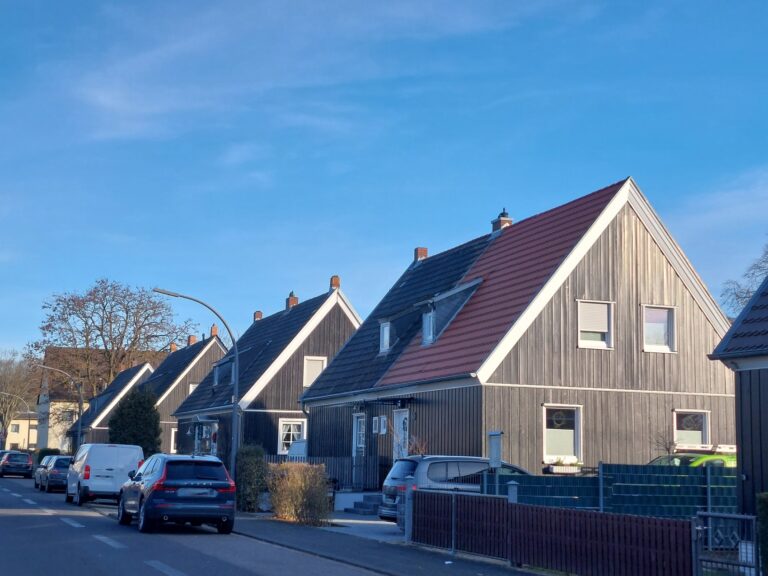 Sie suchen nach einem Immobilienmakler für Köln-Höhenhaus der Ihr Haus oder Eigentumswohnung verkaufen kann? Oder Sie möchten eine Immobilie kaufen?