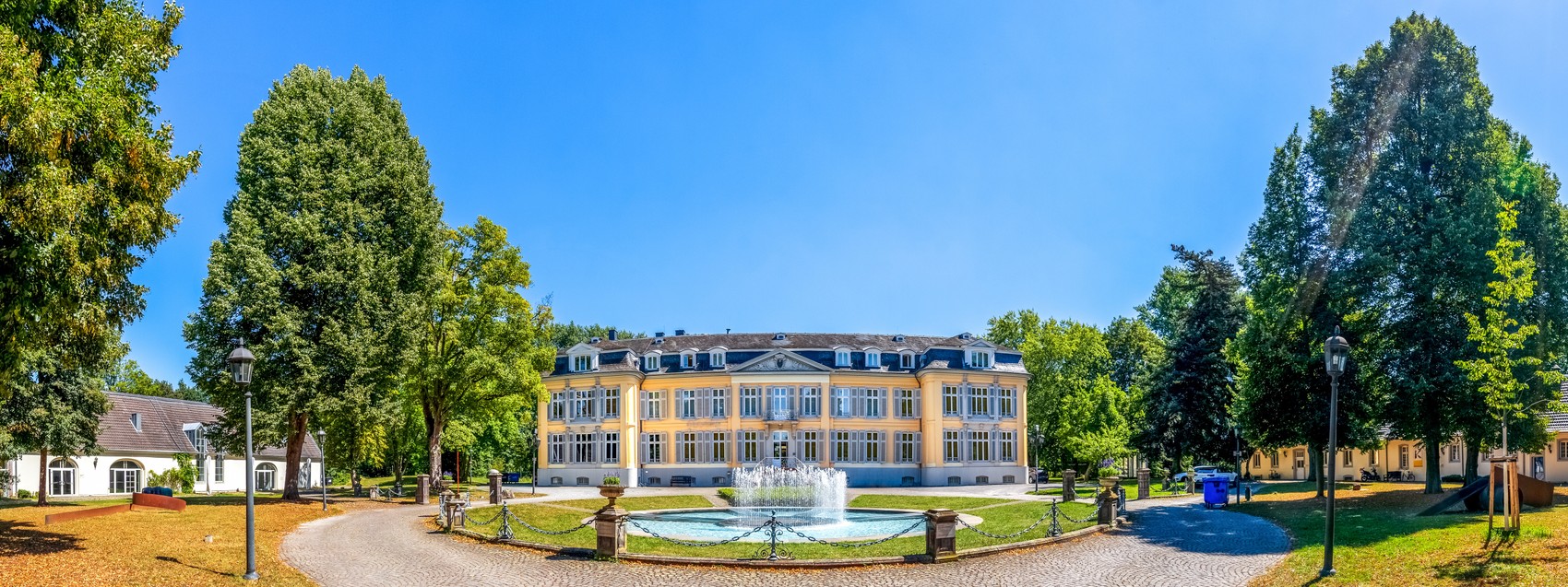 Sie suchen nach einem Immobilienmakler für Leverkusen, der Ihr Haus oder Eigentumswohnung sicher und stressfrei verkaufen kann?