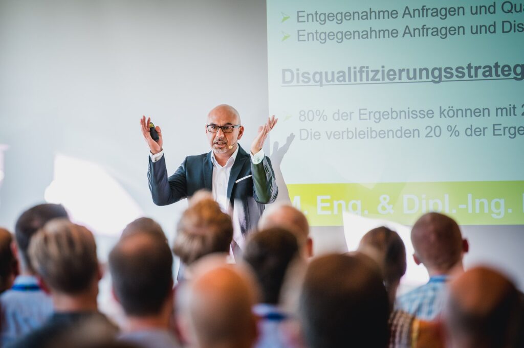 Vortrag vor über 300 Immobilieninvestoren zum Thema Immobilie richtig vermieten