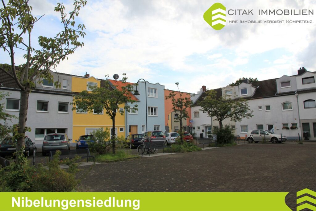 Sie suchen nach einem Immobilienmakler für Köln-Mauenheim der Ihr Haus oder Eigentumswohnung sicher und stressfrei verkaufen kann?