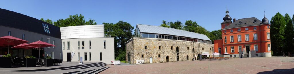 Sie suchen nach einem Immobilienmakler für Troisdorf, der Ihr Haus oder Wohnung sicher verkaufen kann?