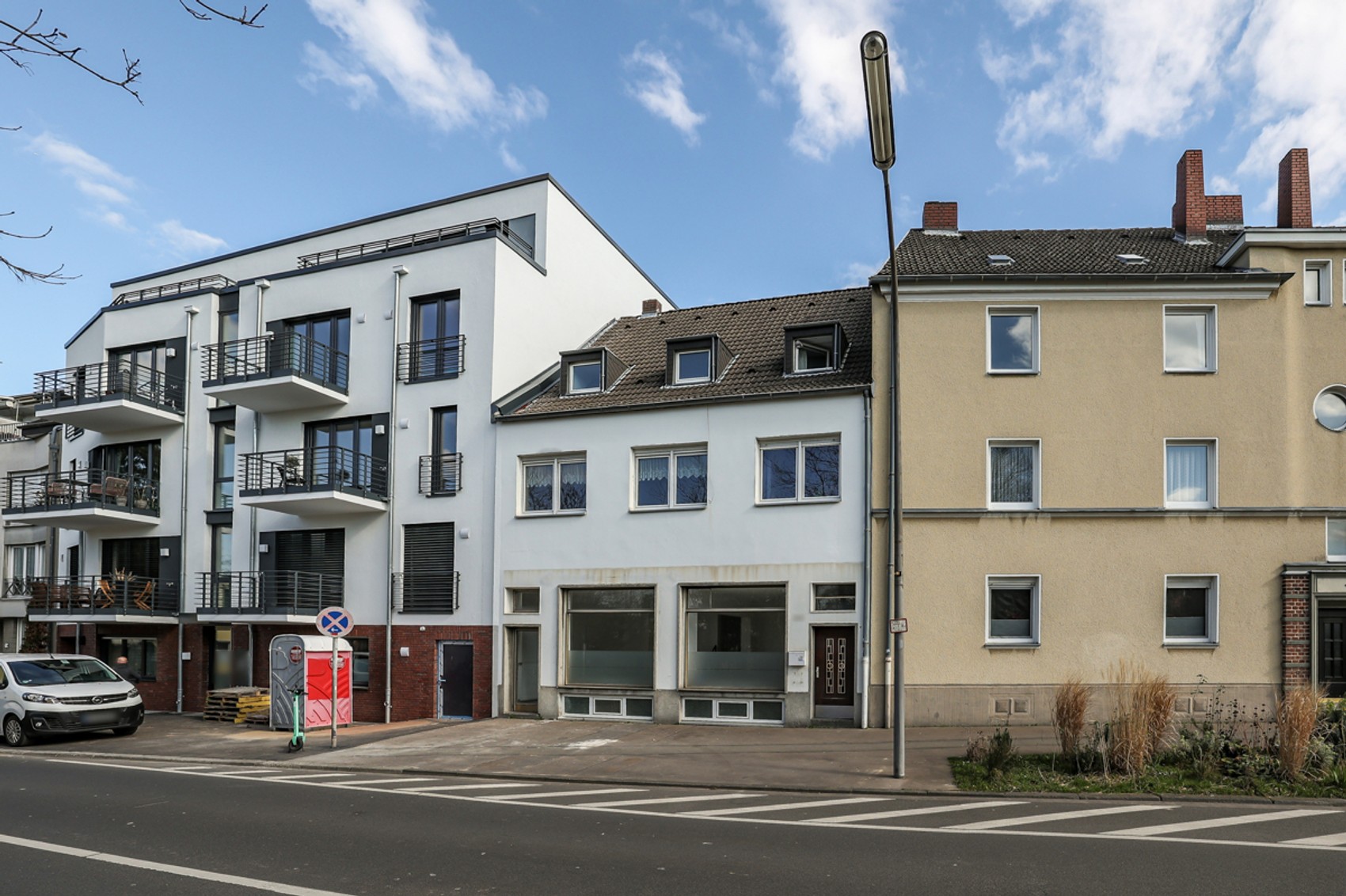 Wohn- u. Geschäftshaus in Köln-Weidenpesch