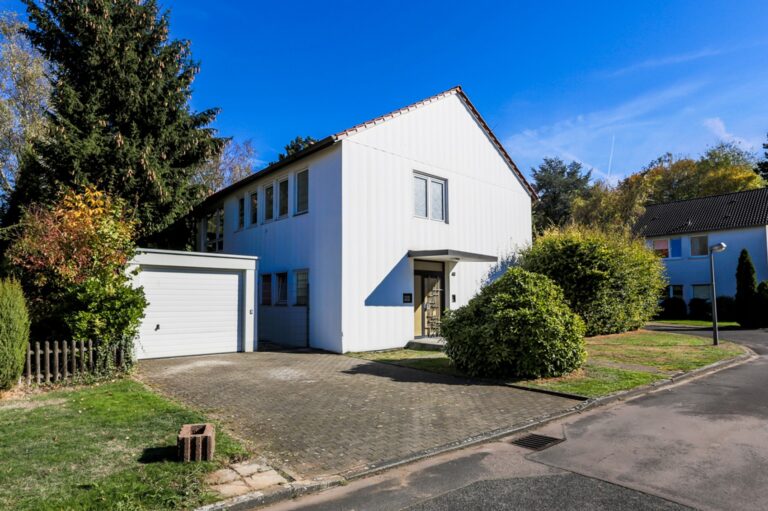Zweifamilienhaus in Köln-Heimersdorf